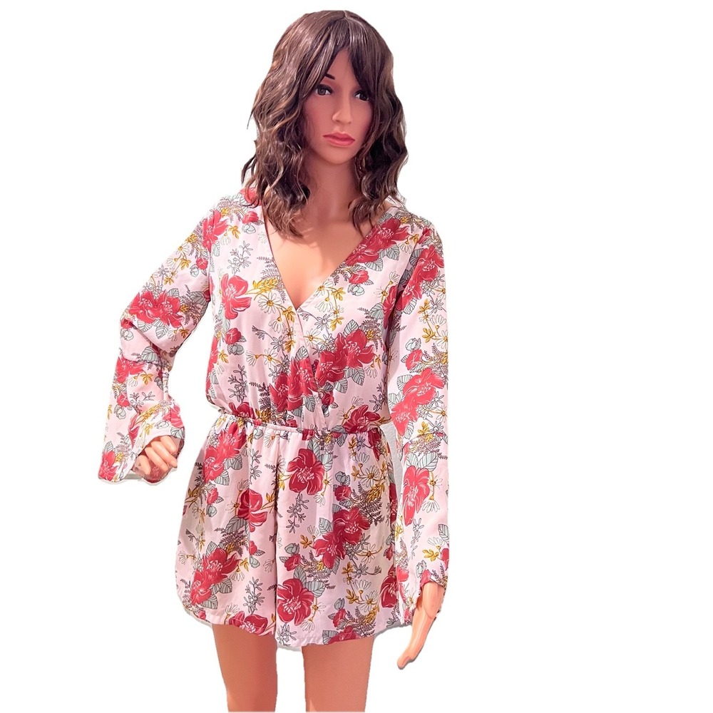 Lulus Always Thriving Blush Pink floral print bell sleeve Romper size S